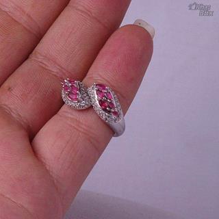 انگشتر جواهری طرح یاقوت زنانه