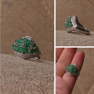 انگشتر زمرد صنعتی زنانه