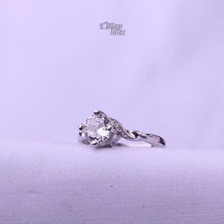 انگشتر سولیتر‌ زنانه