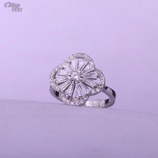 انگشتر سولیتر زنانه