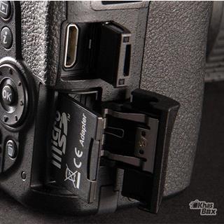 دوربین دیجیتال نیکون D5500 با لنز 18- 140 میلی متری