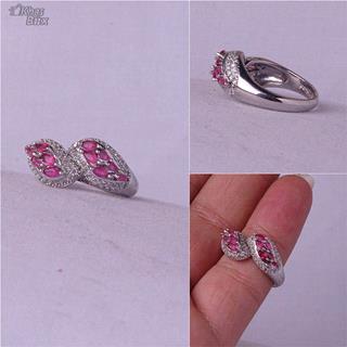 انگشتر جواهری طرح یاقوت زنانه