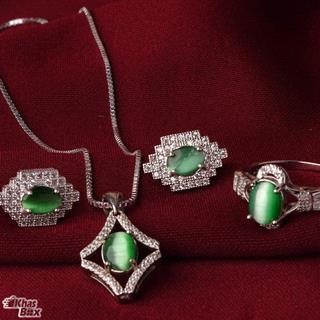 نیم ست چشم گربه ای سبز زنانه